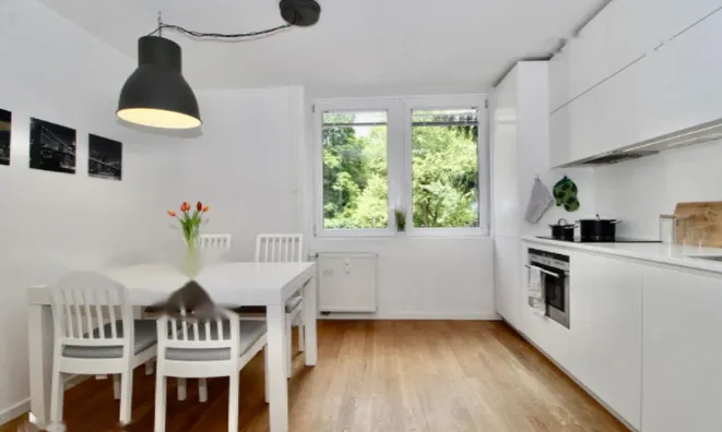 Недвижимость 2-комнатная квартира в центре: 4