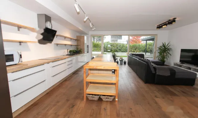 Недвижимость Квартира, 5+ комнат, Троново: 3