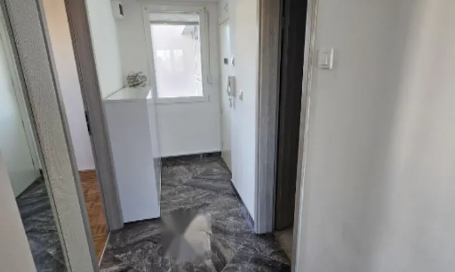 Недвижимость Квартира в Новых Яршах: 9