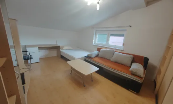 Недвижимость Квартира с видом на пруд: 7