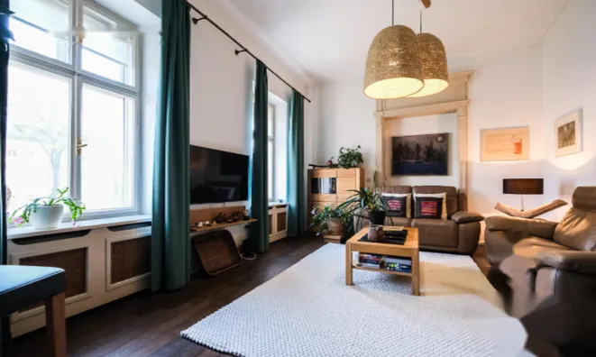 Недвижимость Четырехкомнатная квартира в центре: 3