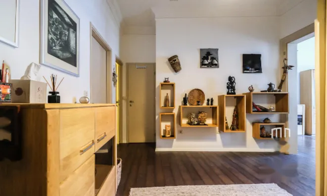 Недвижимость Четырехкомнатная квартира в центре: 8