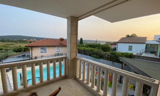 Недвижимость Квартира Паречаг: 26