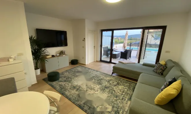 Недвижимость Квартира Паречаг: 80