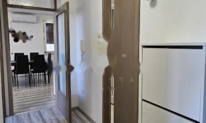 Недвижимость Квартирa, 3 комнаты Новая Копер: 2