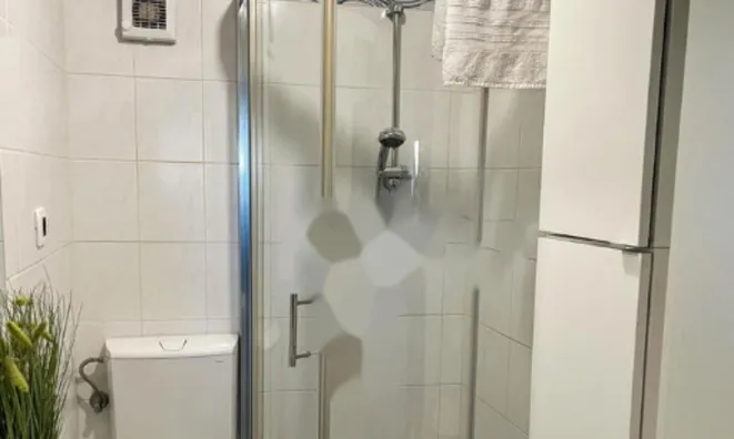 Недвижимость Квартира, Гостинка Новая Копер: 5