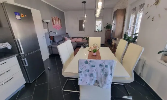 Недвижимость Двухкомнатная квартира Изола: 4