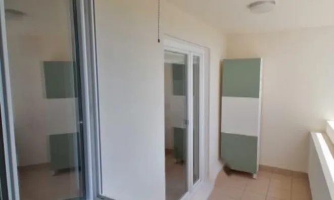 Недвижимость Трёхкомнатная квартира в Хрпелье: 11