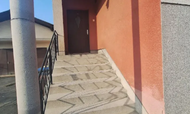 Недвижимость Дом, Любляна Вич, у Долгого моста: 9