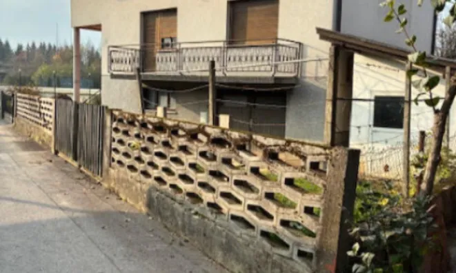 Недвижимость Дом, Любляна Вич, у Долгого моста: 10