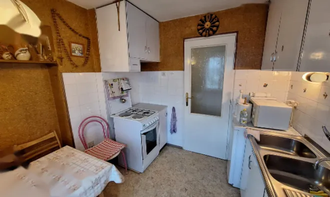 Недвижимость Дом, Любляна Вич, у Долгого моста: 24