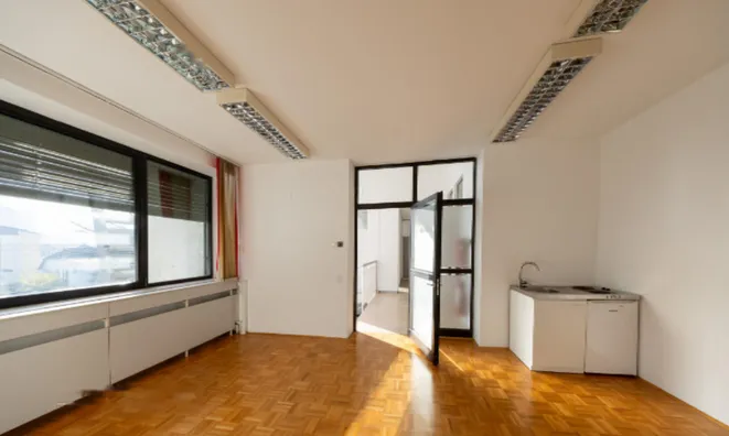 Недвижимость Офисное пространство в Мостах: 14