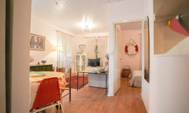 Недвижимость Двухкомнатная квартира, центр: 7