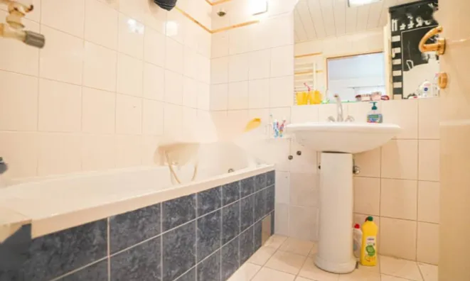 Недвижимость Двухкомнатная квартира, центр: 10