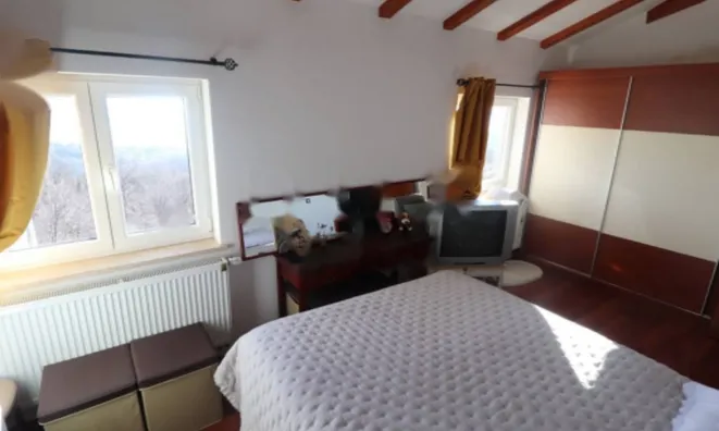 Недвижимость Коттедж 200 м², Центр, Опатия: 17