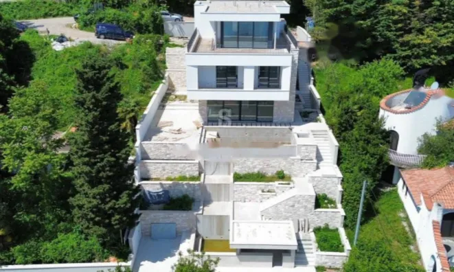 Недвижимость Семейный дом 300 м², Центр, Опатия.: 7