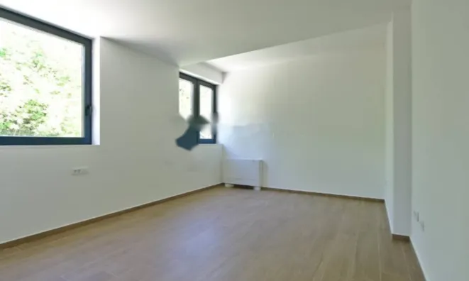 Недвижимость Новый дом 300 м² в центре: 19