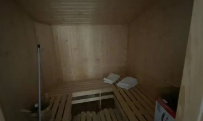 Недвижимость Трехкомнатная квартира, Центр: 14