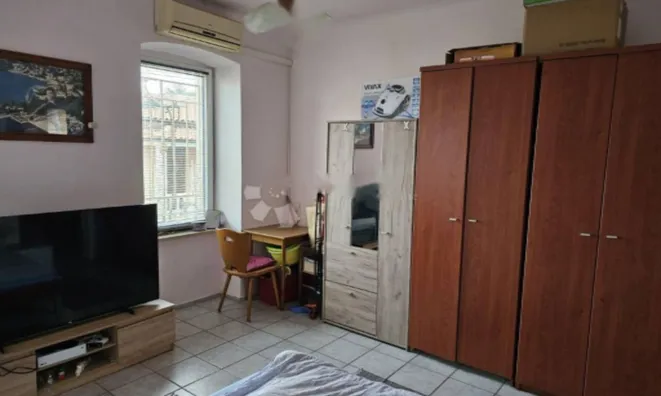 Недвижимость Однокомнатная квартира в центре: 5