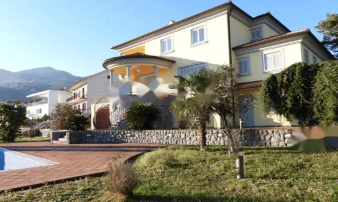 Недвижимость Частный дом 505 м², Центр Опатия.: 1