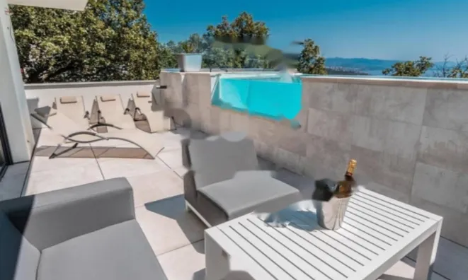 Недвижимость Особняк 250 м² в центре Опатии: 15