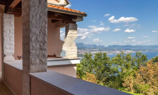 Недвижимость Семейный дом в центре Опатии: 11