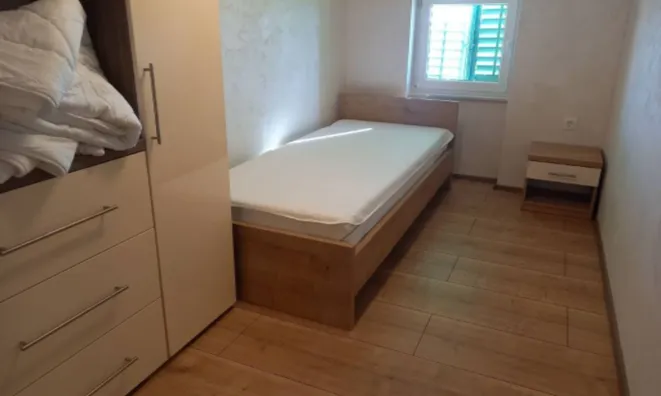 Недвижимость Трехкомнатная Квартира в Центре: 16