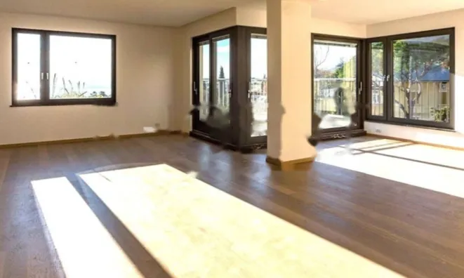 Недвижимость Двухкомнатная квартира Центр: 6