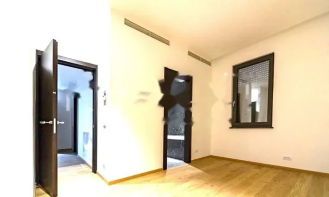 Недвижимость Двухкомнатная квартира Центр: 14