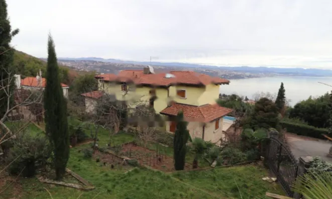 Недвижимость Семейный Дом 250 м², Центр, Опатия: 3