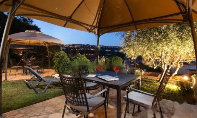 Недвижимость Квартира в центре Опатии: 15