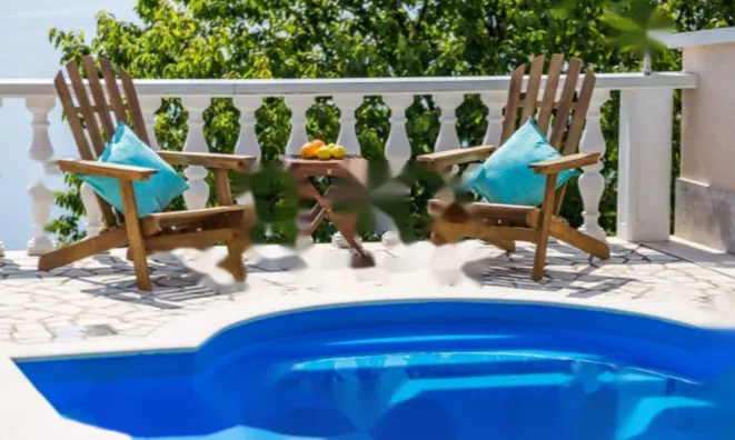 Недвижимость Семейный дом 430 м², Центр.: 11