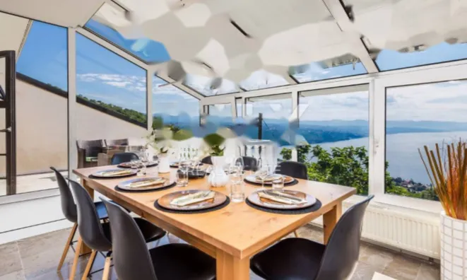 Недвижимость Семейный дом 430 м², Центр.: 22