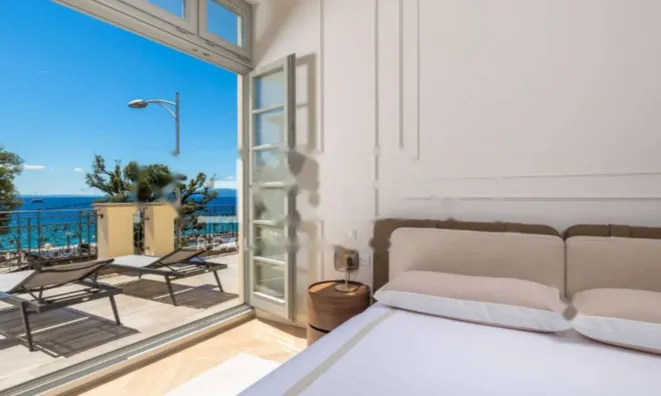 Недвижимость Трёхкомнатная квартира в Опатии: 10