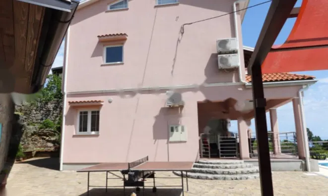 Недвижимость Семейный дом 500 м², Центр, Опатия: 18