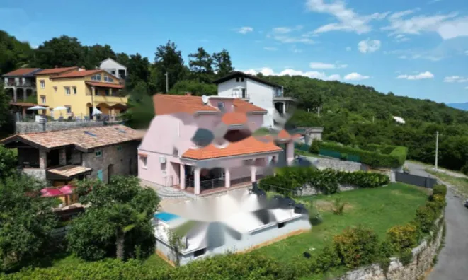 Недвижимость Семейный дом 500 м², Центр, Опатия: 25