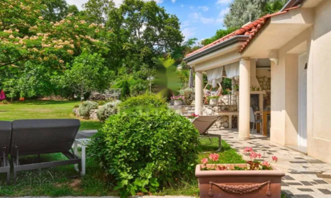 Недвижимость Дом в центре Опатии 381 м²: 22