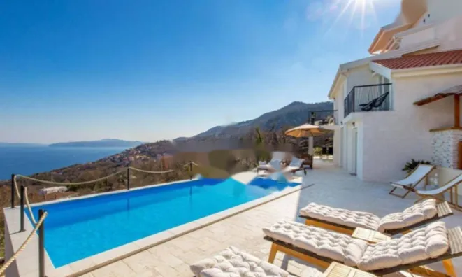 Недвижимость Дом 180 м², Центр, Опатия: 1