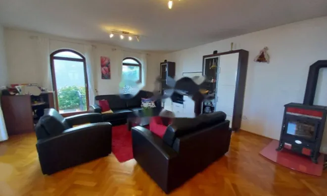 Недвижимость Частный дом 394 м², Центр: 6