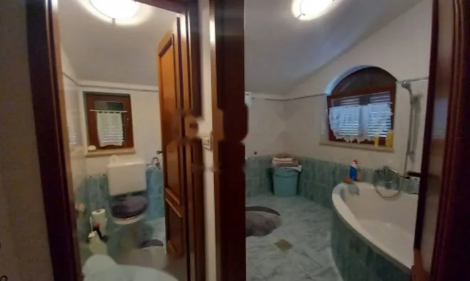 Недвижимость Частный дом 394 м², Центр: 13