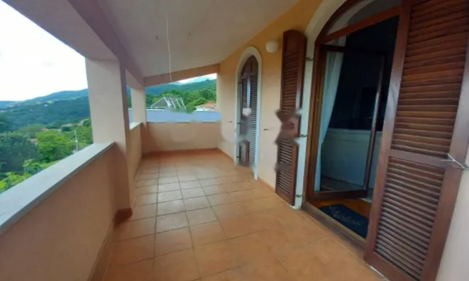 Недвижимость Частный дом 394 м², Центр: 22