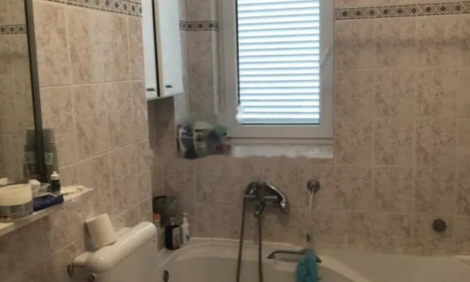 Недвижимость Четырехкомнатная квартира, Центр, Опатия: 18