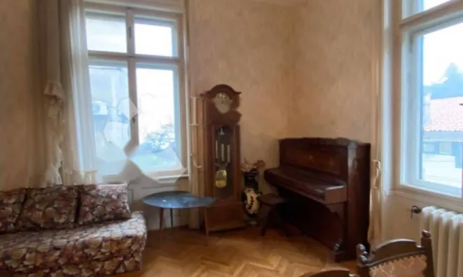 Недвижимость Четырехкомнатная квартира, Опатия: 9