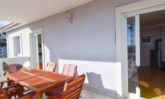 Недвижимость Четырехкомнатная квартира в центре: 9