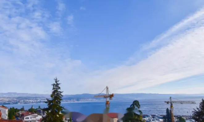 Недвижимость Четырехкомнатная квартира в центре: 20