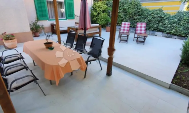 Недвижимость Квартира 200 м², Центр, Опатия: 10