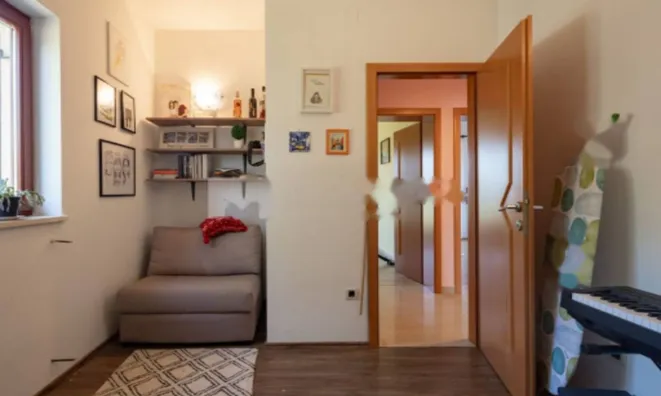 Недвижимость Семейный дом 340 м², Центр: 11