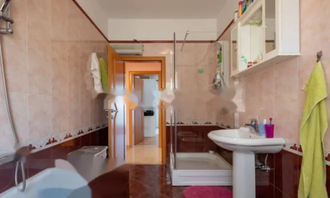 Недвижимость Семейный дом 340 м², Центр: 13