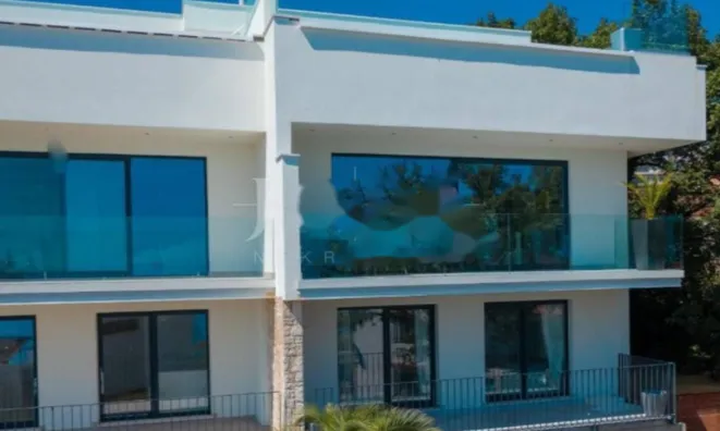 Недвижимость Семейный дом 200 м² в Центре: 21