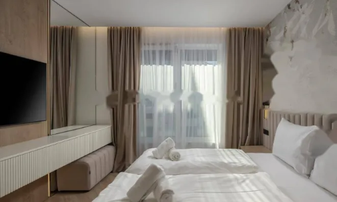 Недвижимость Трёхкомнатная квартира в Центре: 27